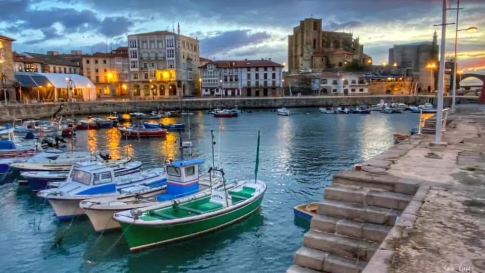 Costa Norte Gym Apartamento Con Terraza Garaje Y Piscina Castro Urdiales Extérieur photo