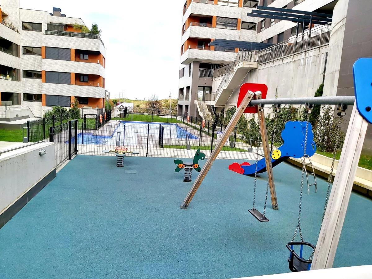 Costa Norte Gym Apartamento Con Terraza Garaje Y Piscina Castro Urdiales Extérieur photo
